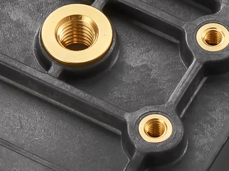 kravzik-custom-insert-molding-services