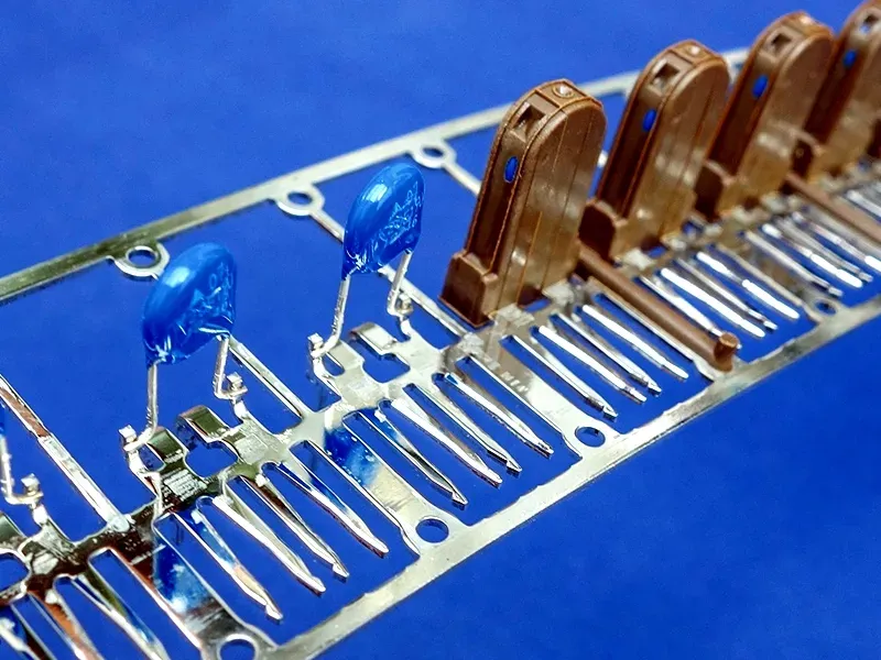 kravzik-expert-die-design-dfm-review-overmolding-services