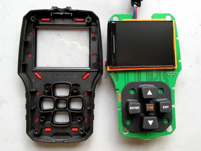 kravzik-diagnostic-device-housings-medical-grade-pc-abs-equipment-enclosure